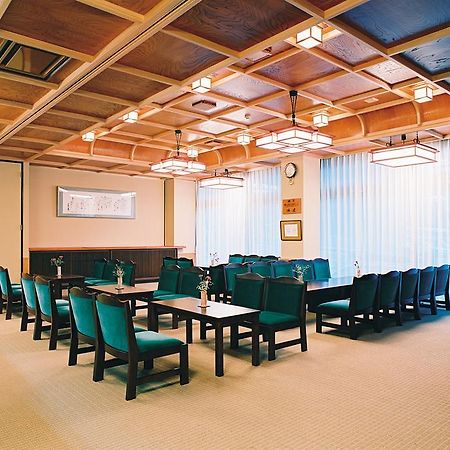 Mikunitoge Onsen Oyado Honjin Hotel Yuzawa  Exterior photo