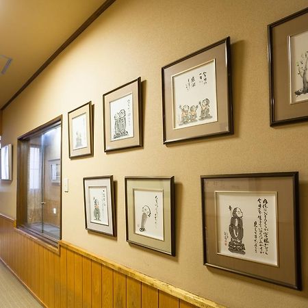 Mikunitoge Onsen Oyado Honjin Hotel Yuzawa  Exterior photo