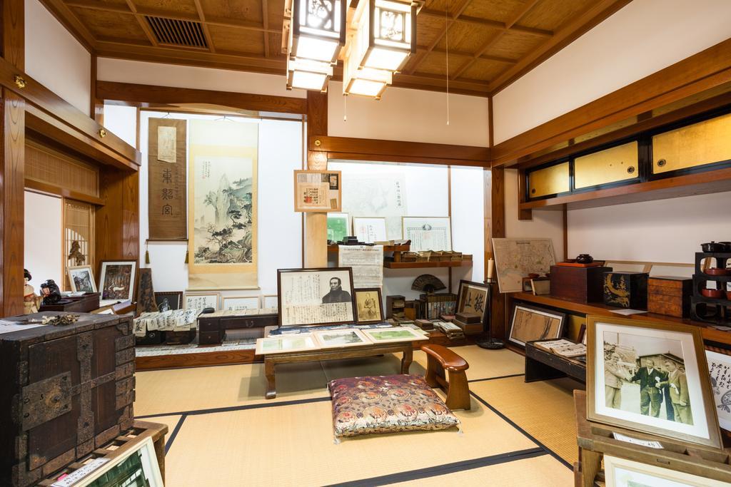 Mikunitoge Onsen Oyado Honjin Hotel Yuzawa  Exterior photo