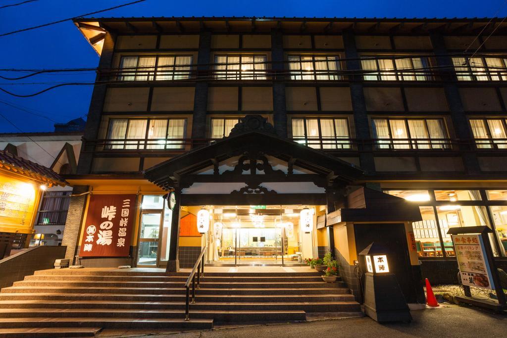 Mikunitoge Onsen Oyado Honjin Hotel Yuzawa  Exterior photo